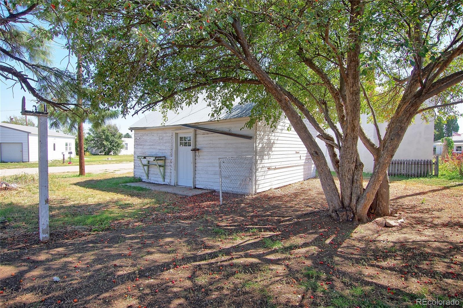 208 Elm St, Arriba, CO 80804