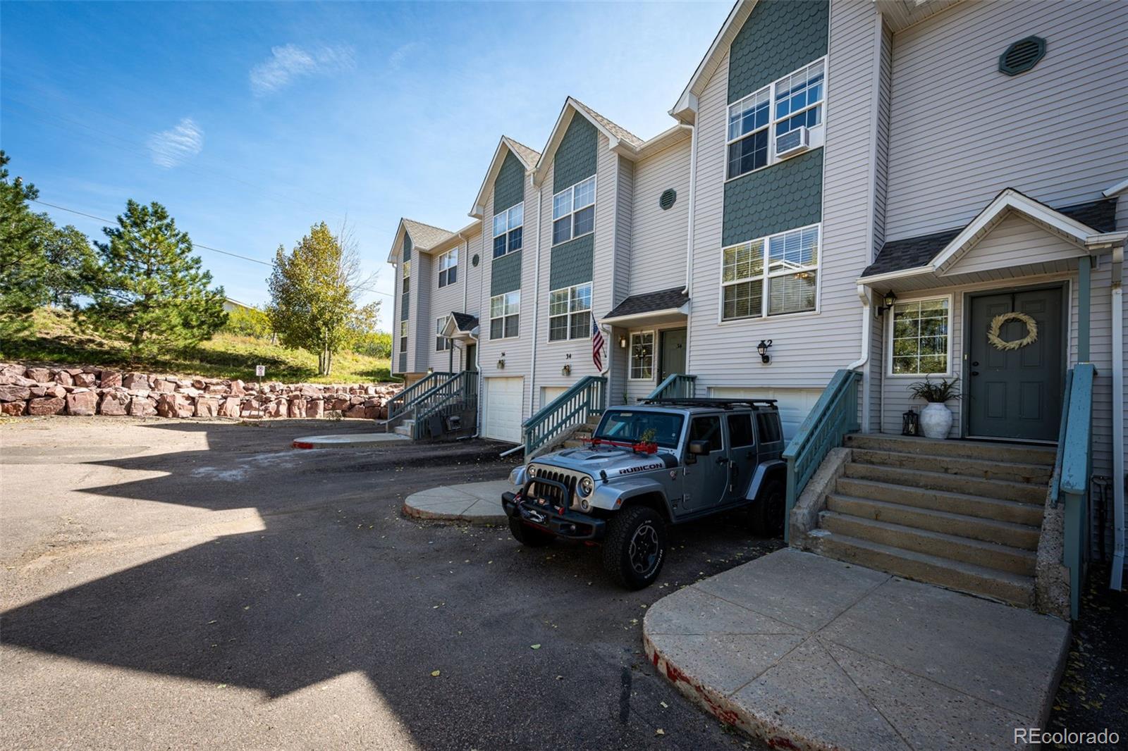 32 Vale Cir, Palmer Lake, CO 80133