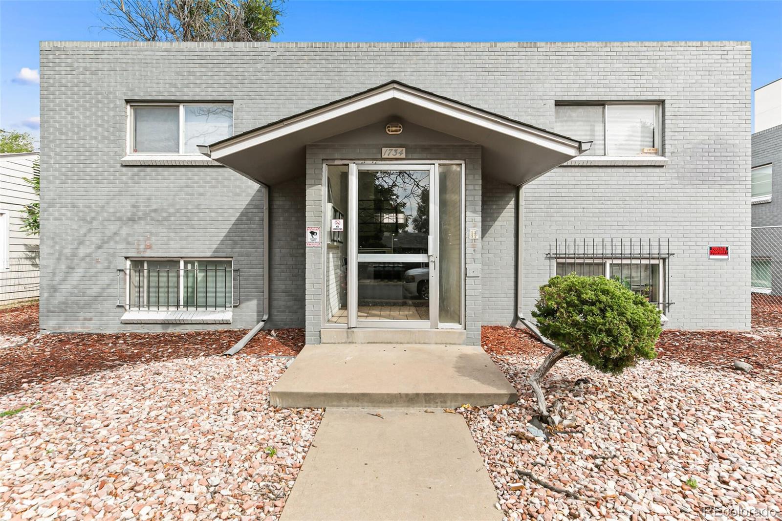 1734 Paris St, Aurora, CO 80010