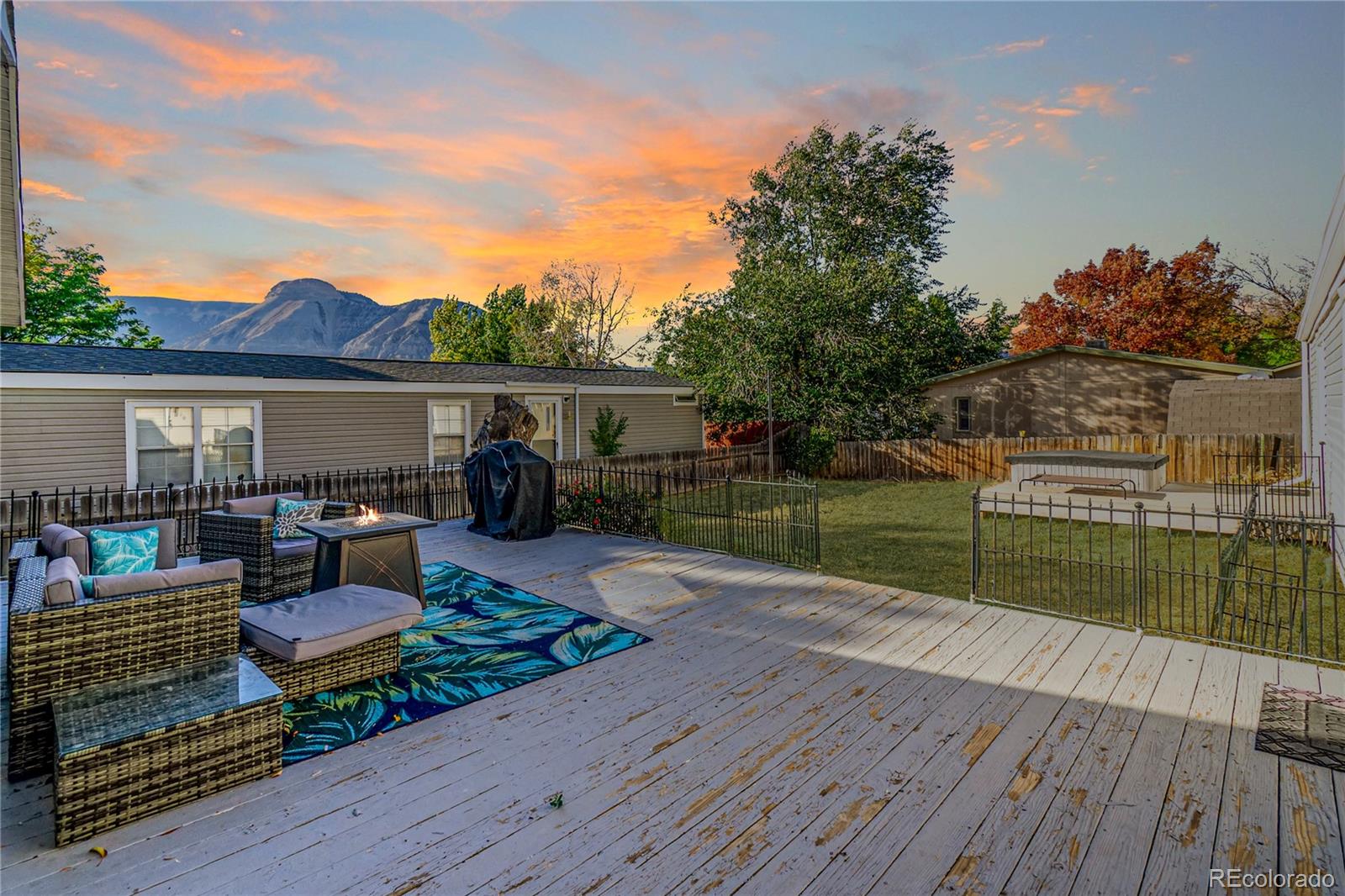 55 W Bonanza Pl, Parachute, CO 81635