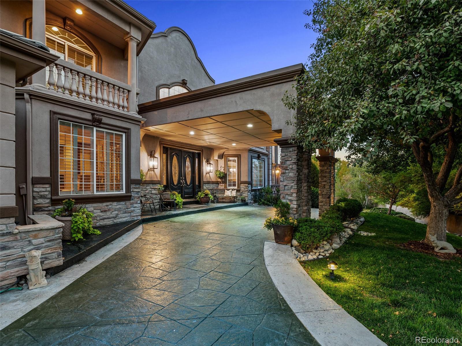 5965 Zinnia Ct, Arvada, CO 80004
