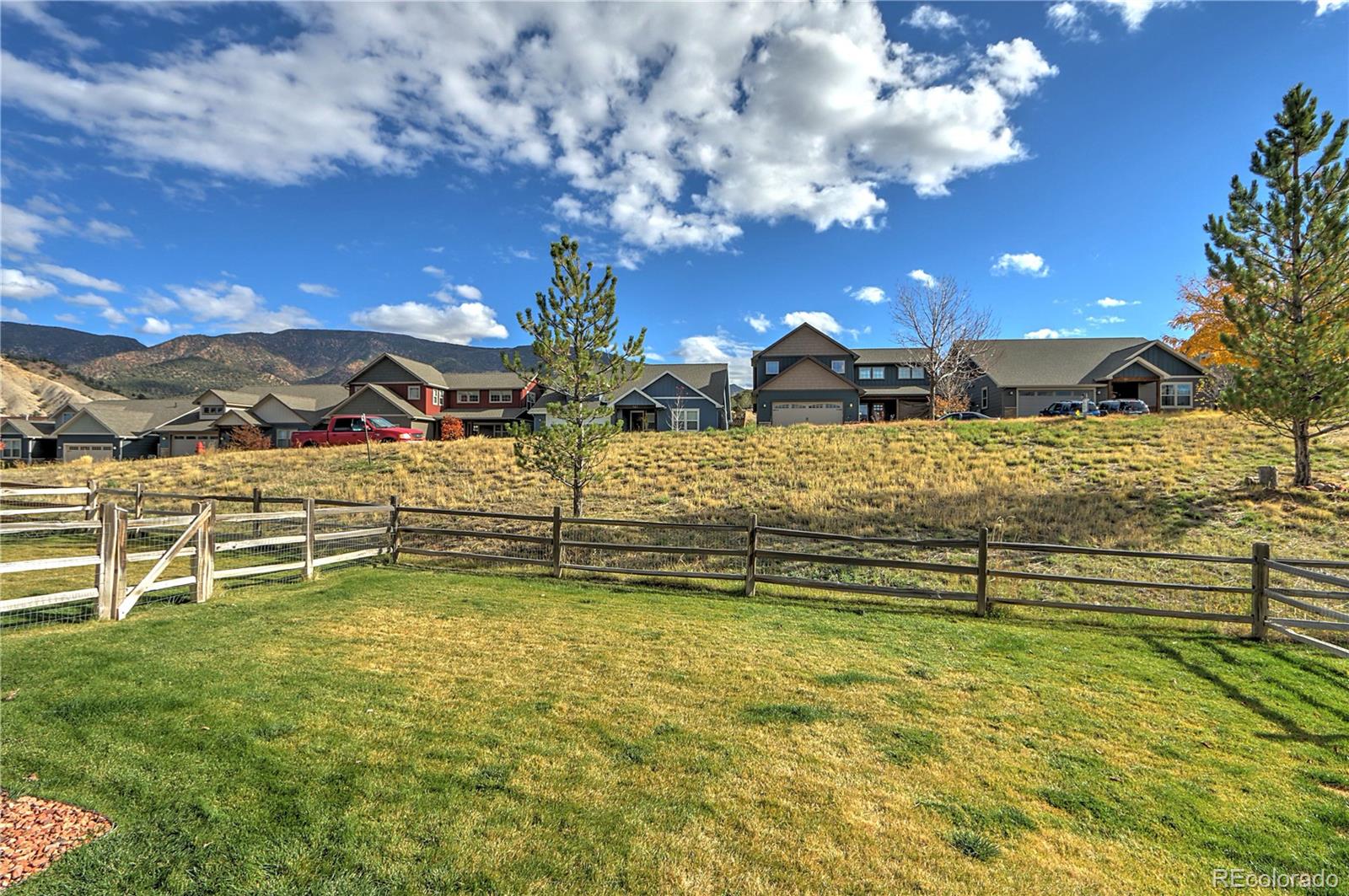 58 Foxwood Ln, New Castle, CO 81647