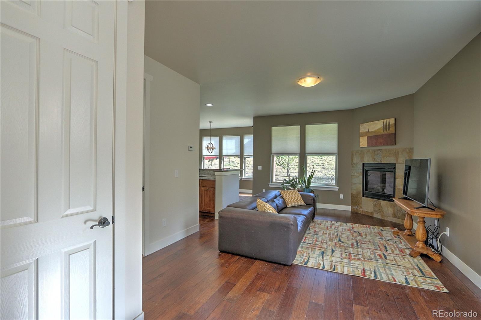 58 Foxwood Ln, New Castle, CO 81647