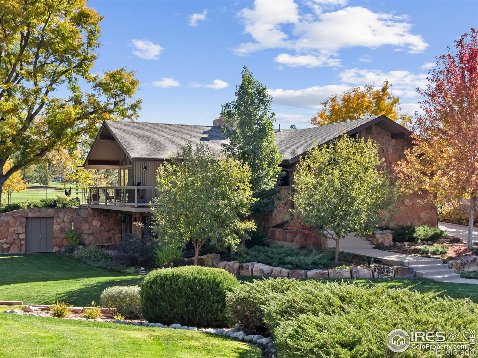 320 Crestridge Ln, Longmont, CO 80501