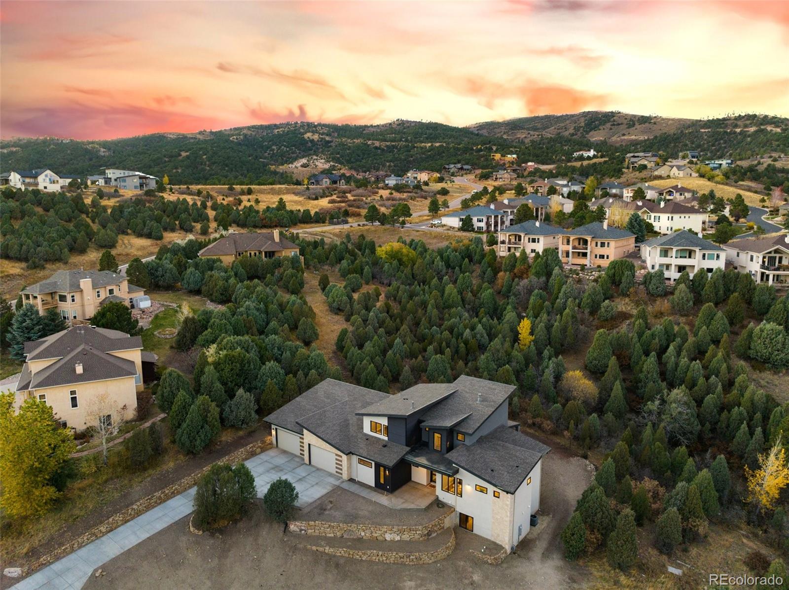 4260 Cedar Heights Dr, Colorado Springs, CO 80904