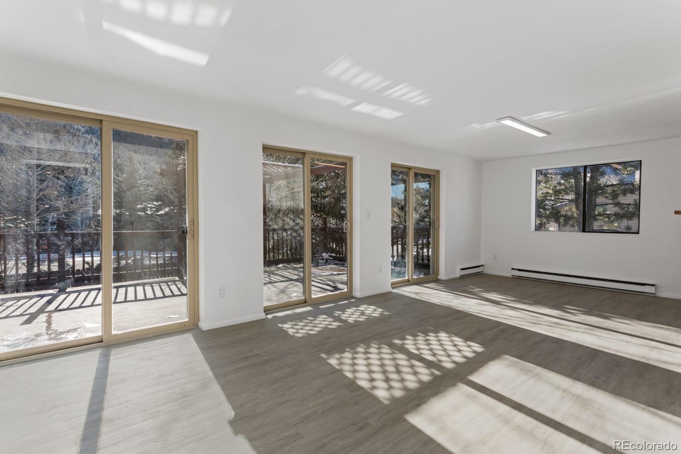 112 Riverside Ct, Avon, CO 81620