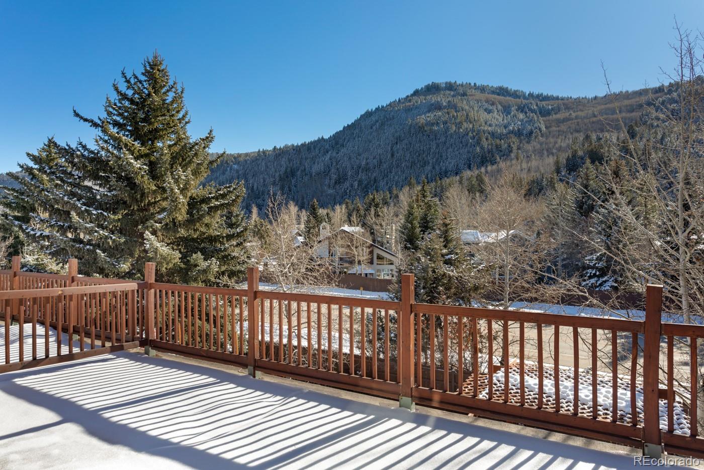 112 Riverside Ct, Avon, CO 81620
