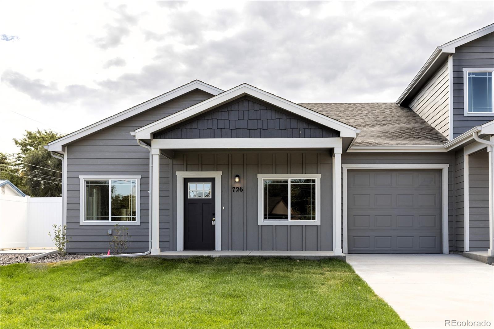 726 W 8th, Wray, CO 80758