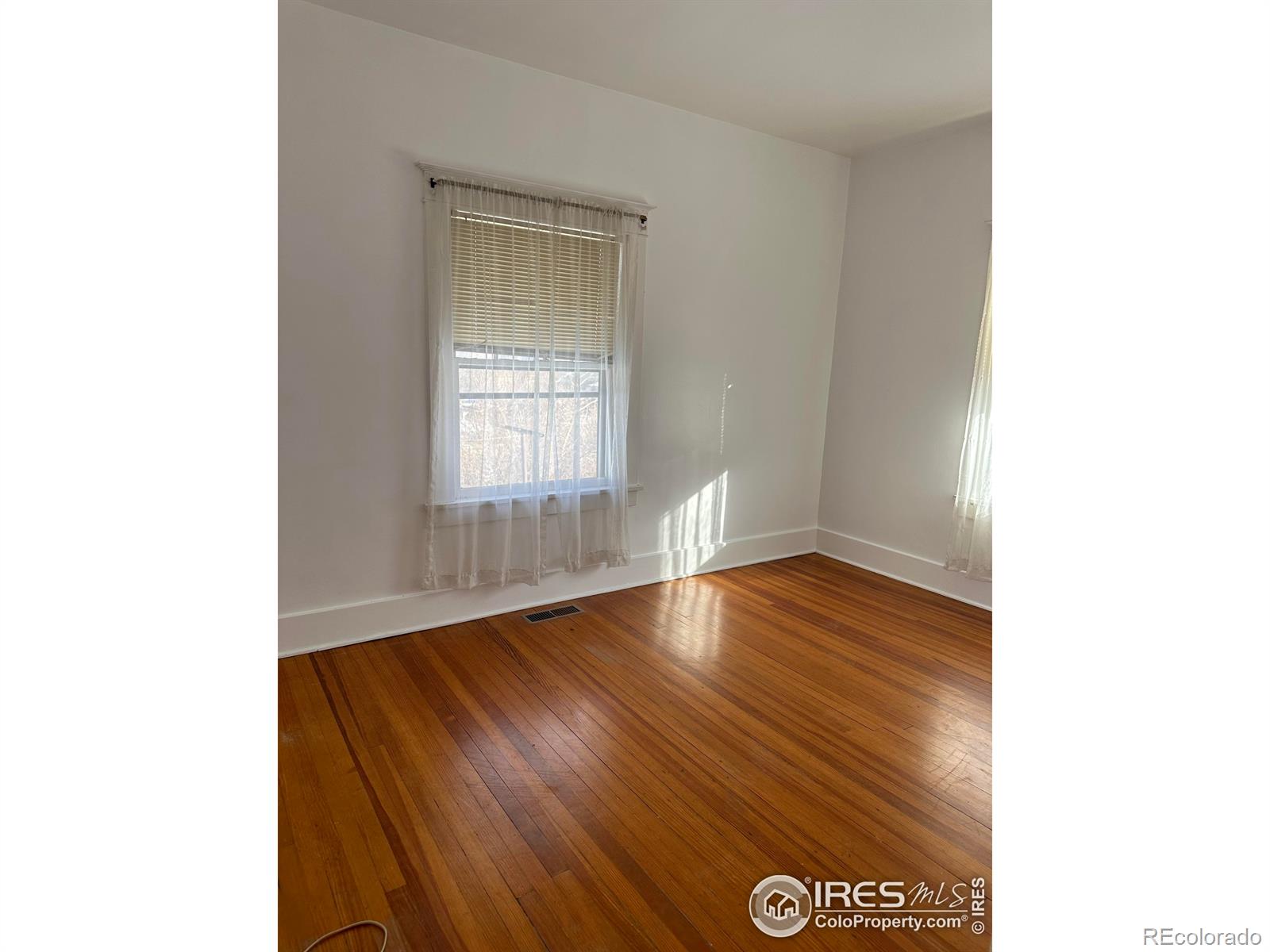 631 E 3rd St, Wray, CO 80758