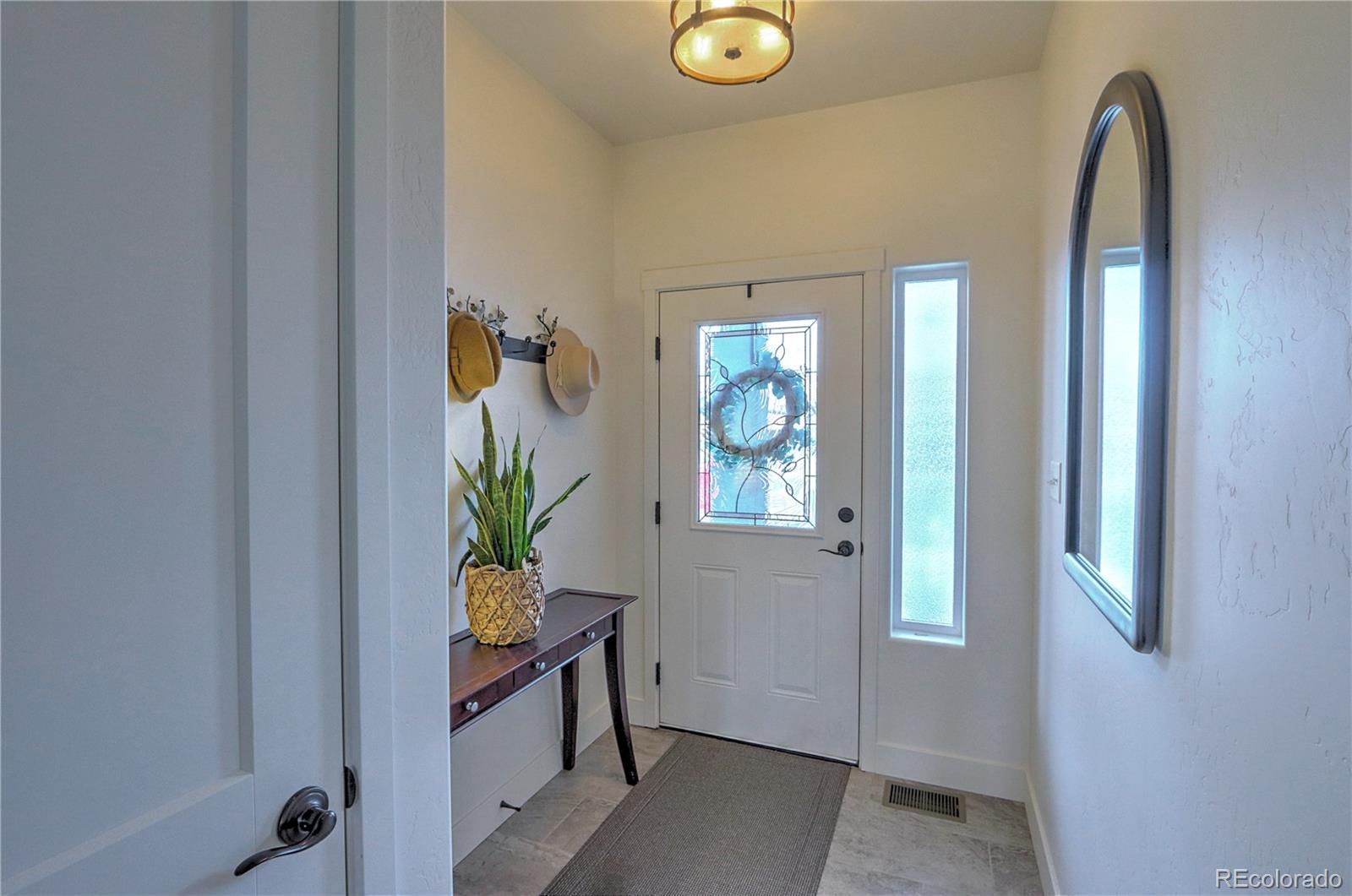 1173 E 17th St, Rifle, CO 81650