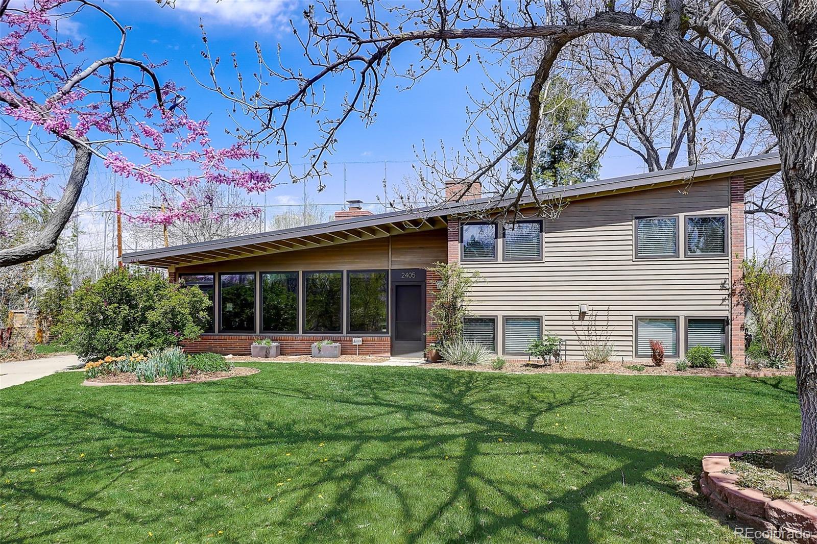 2405 S Dahlia Ln, Denver, CO 80222