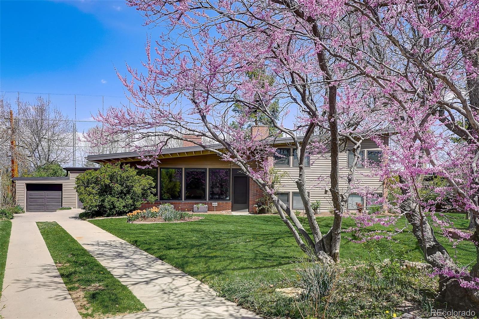 2405 S Dahlia Ln, Denver, CO 80222