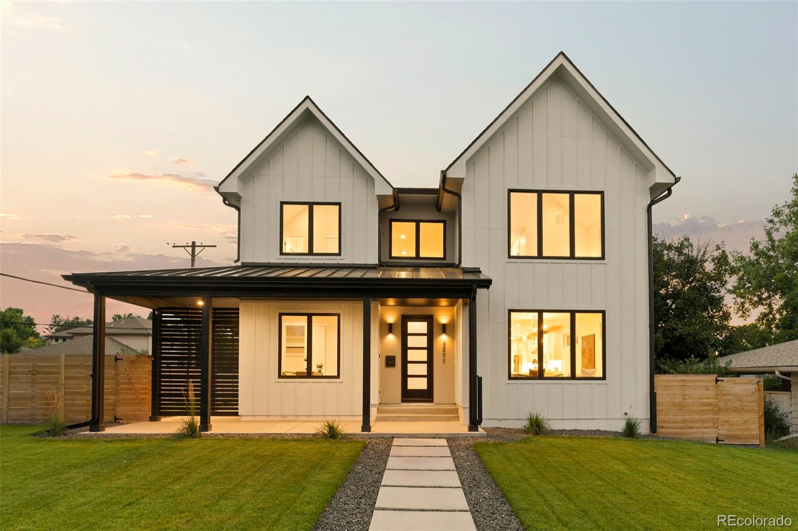 3295 S Dahlia St, Denver, CO 80222
