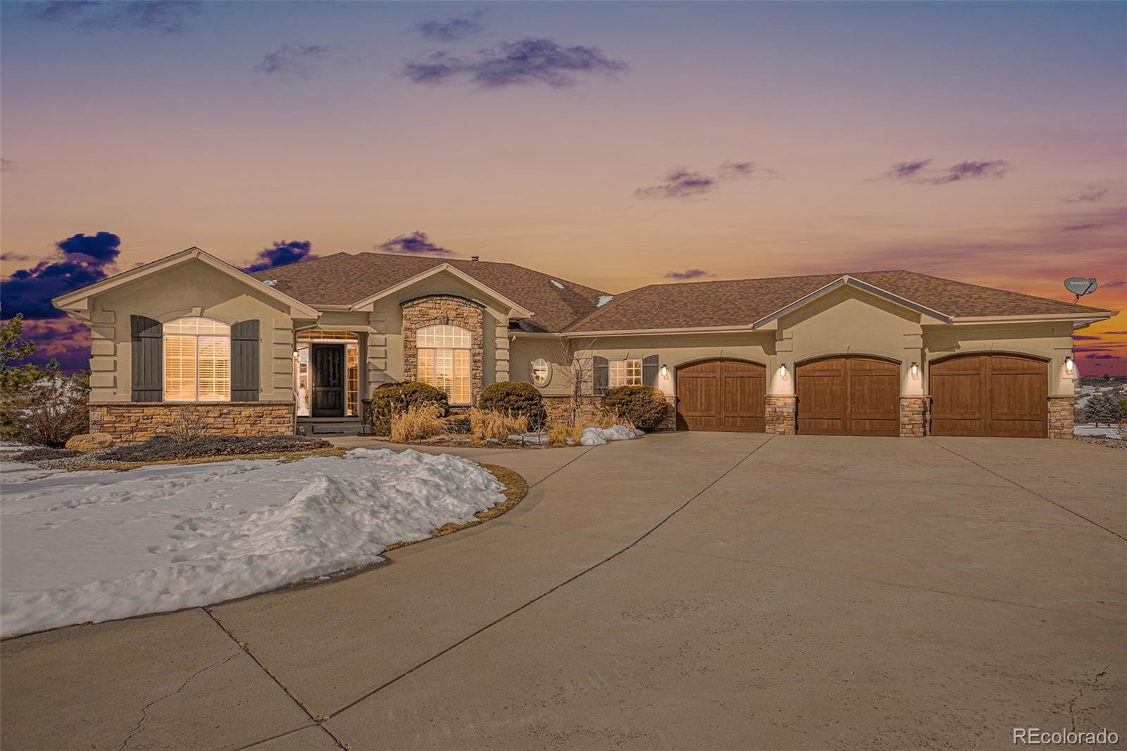 2768 Hawken Dr, Castle Rock, CO 80109