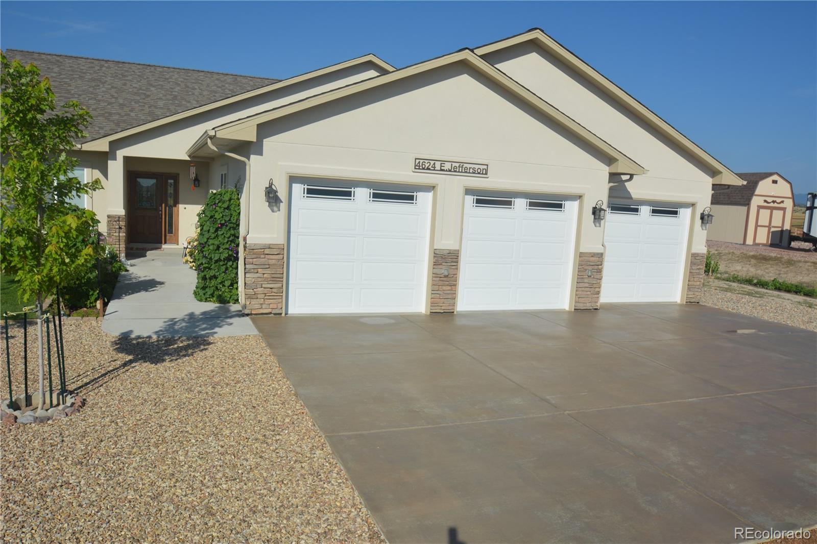 4624 E Jefferson Blvd, Colorado City, CO 81019