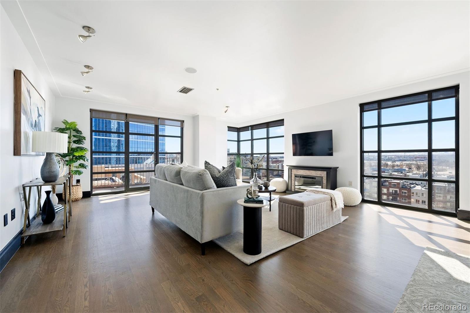 1590 Little Raven St #903, Denver, CO 80202