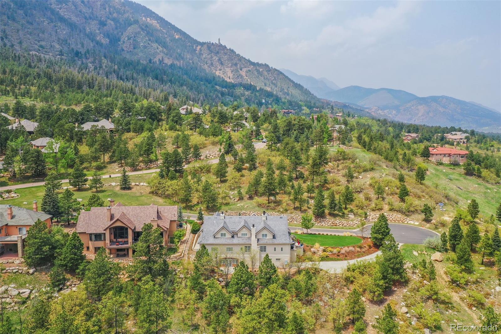 1155 Charles Grv, Colorado Springs, CO 80906