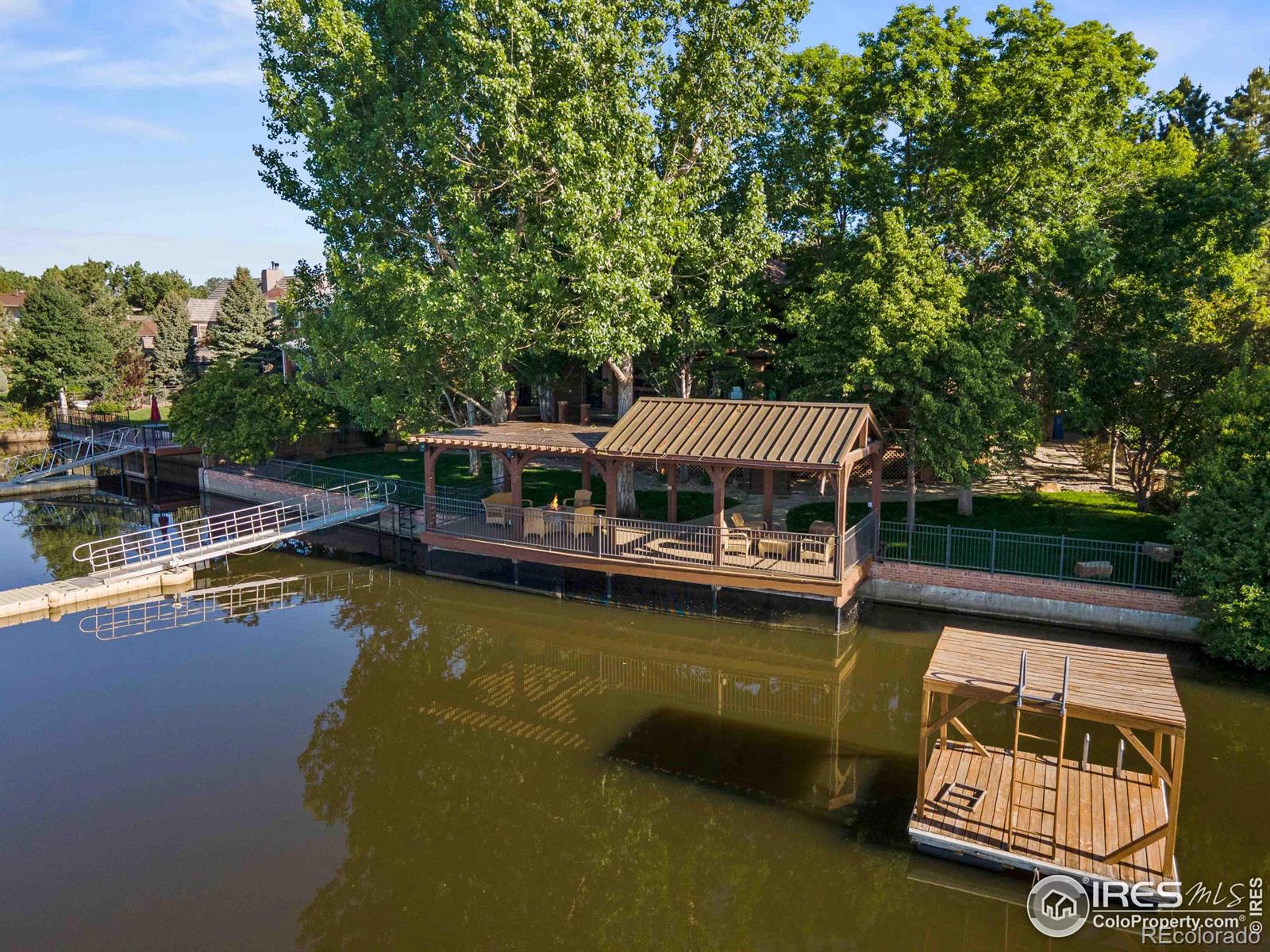 926 Logan Ct, Loveland, CO 80538