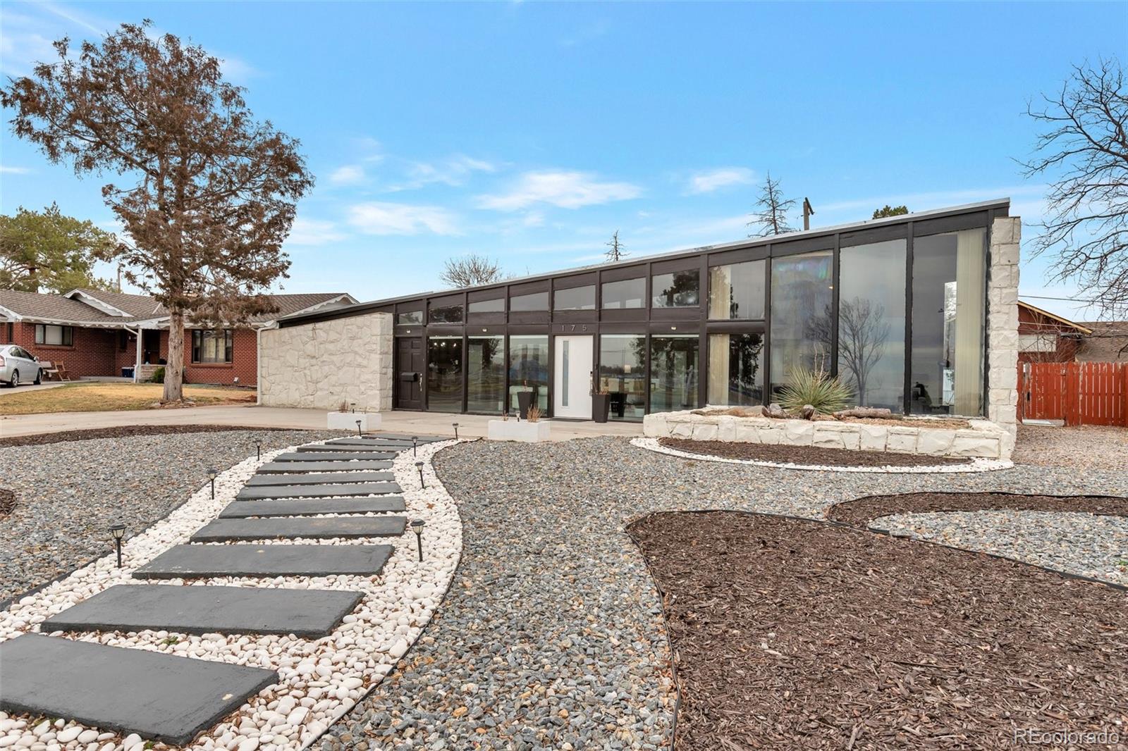 175 Del Mar Cir, Aurora, CO 80011