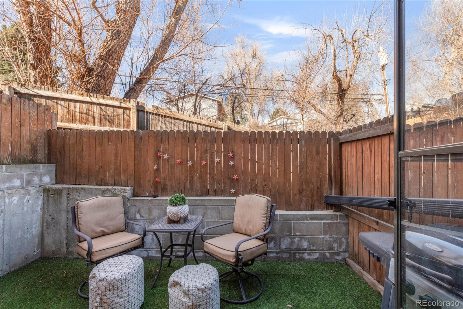 5815 S Pearl St, Centennial, CO 80121