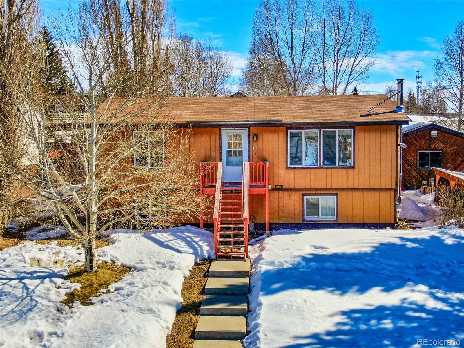 316 17th St, Kremmling, CO 80459