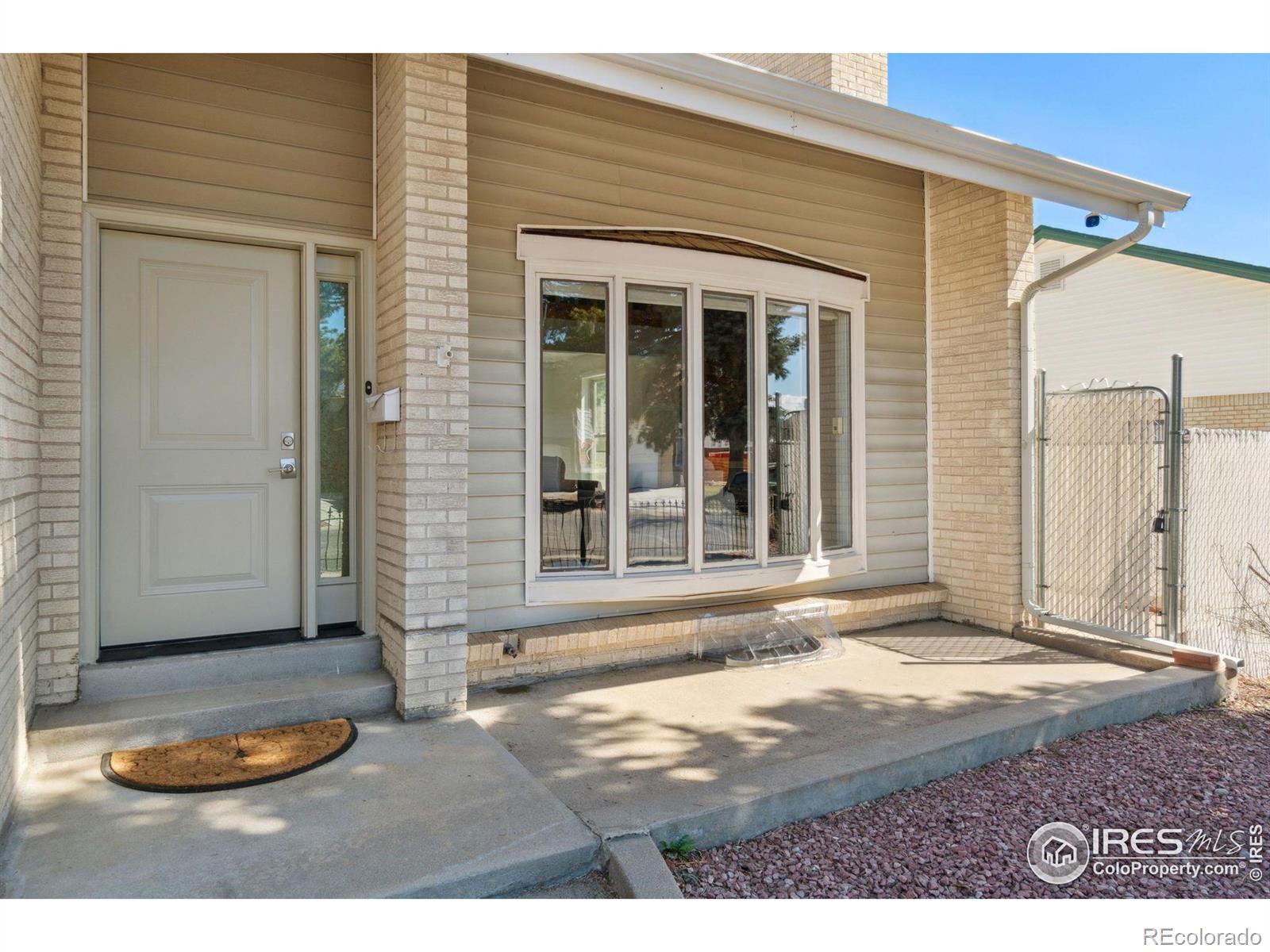 9996 Appletree Pl, Thornton, CO 80260