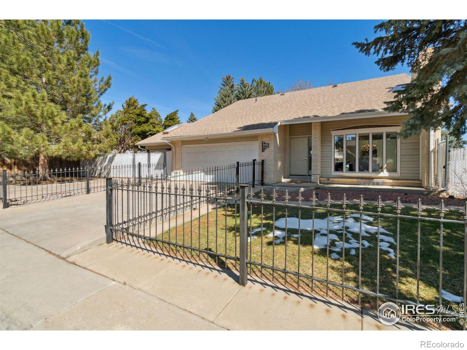 9996 Appletree Pl, Thornton, CO 80260