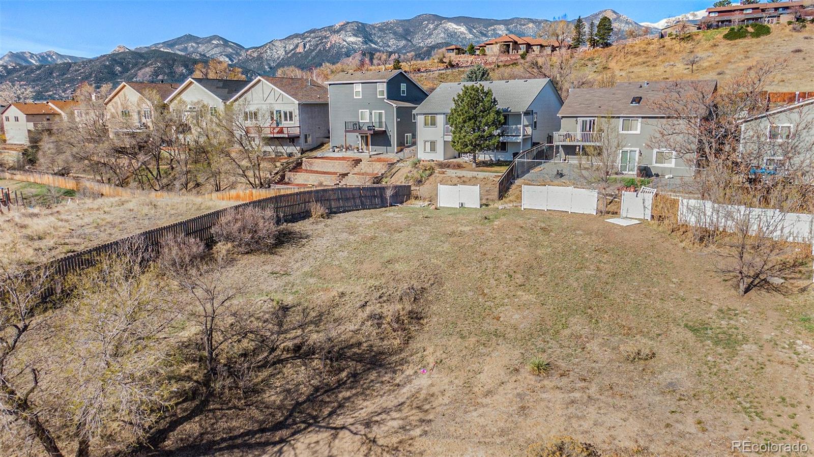 944 N 19th St, Colorado Springs, CO 80904
