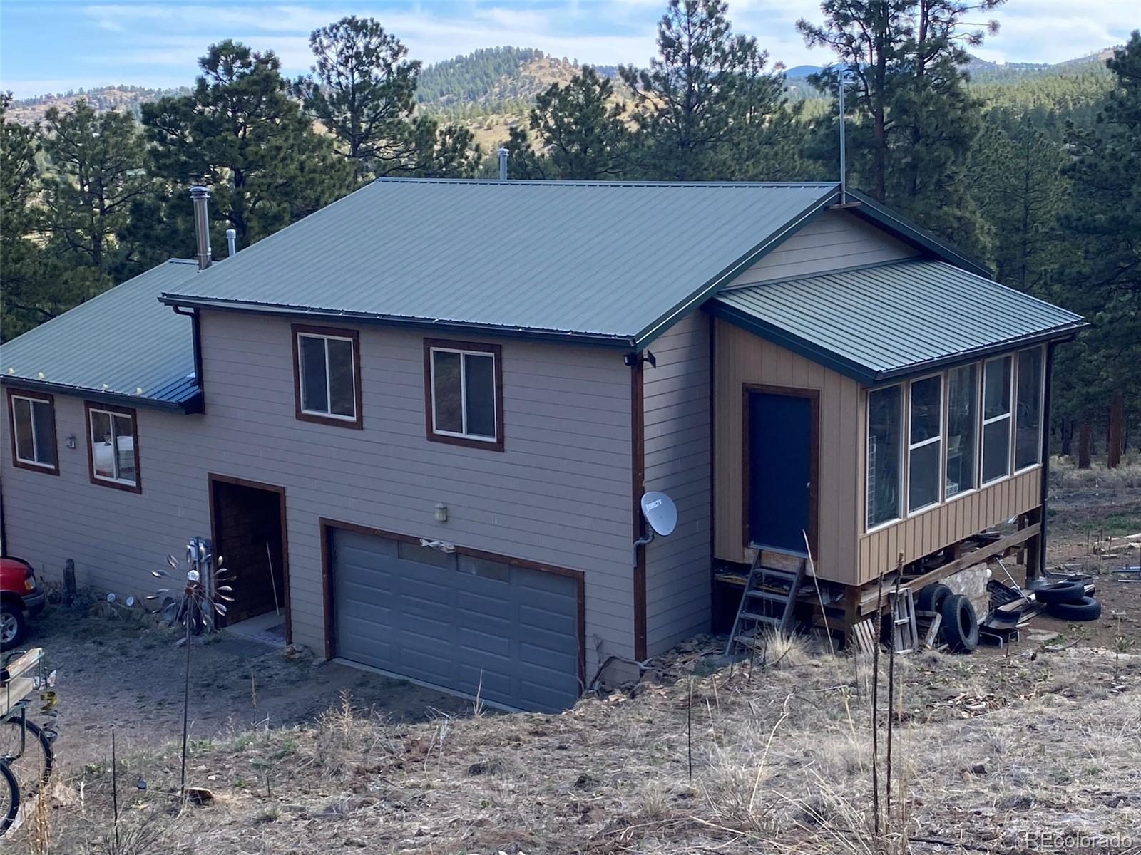 174 Sugarloaf Cir, Silver Cliff, CO 81252