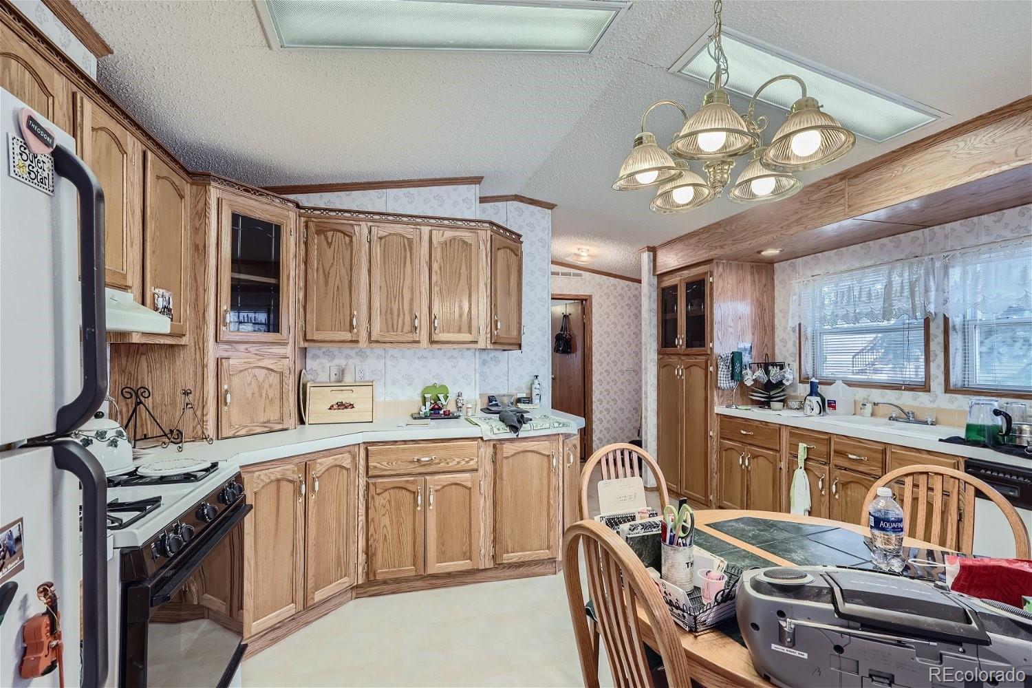 16 Darren St, Castle Rock, CO 80109
