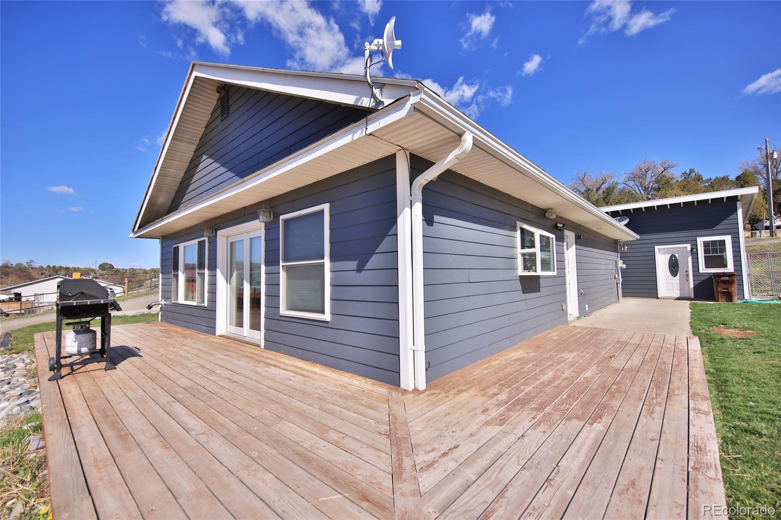 58723 Delores Dr, Collbran, CO 81624