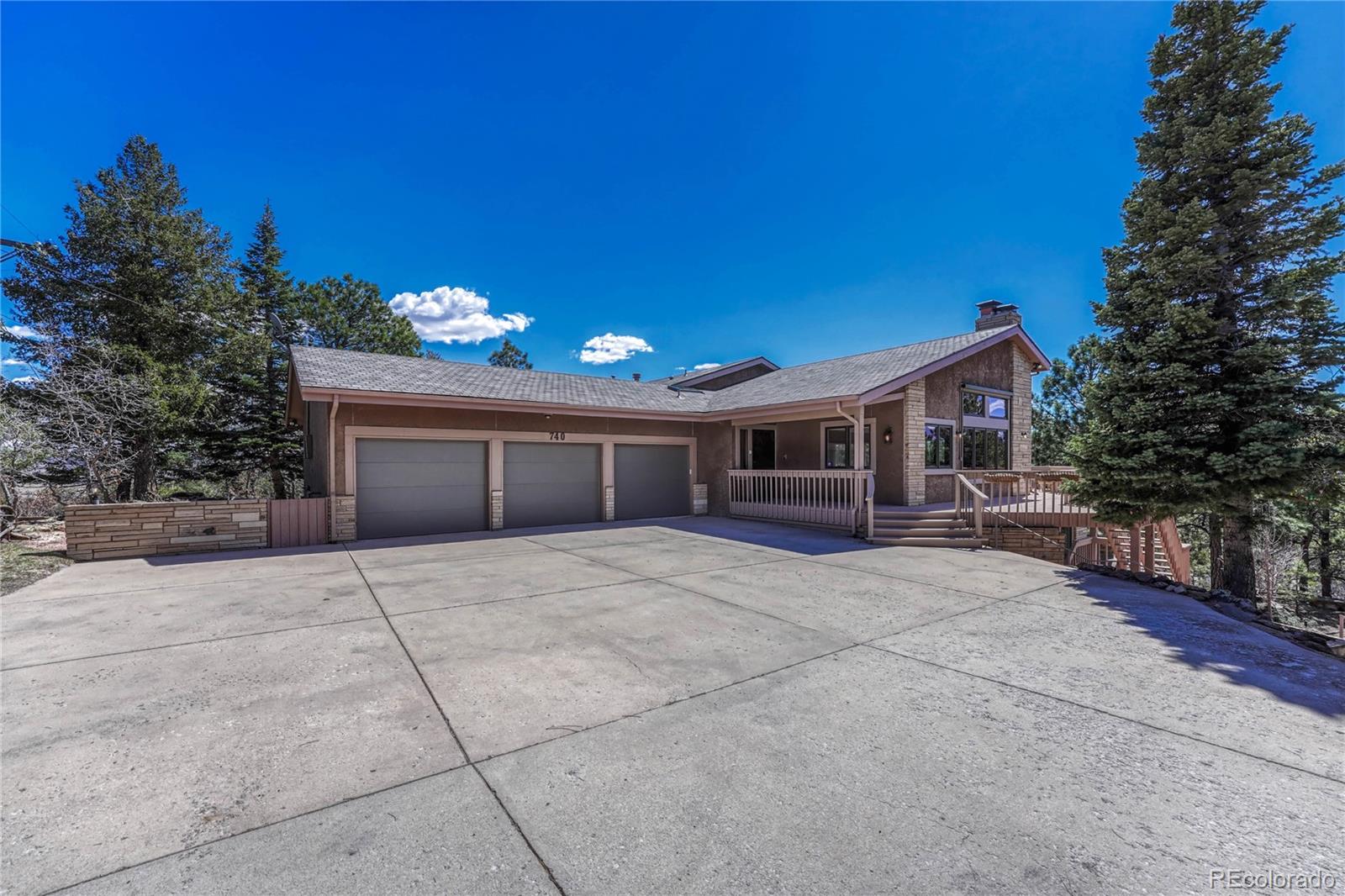 740 Timber Valley Rd, Colorado Springs, CO 80919