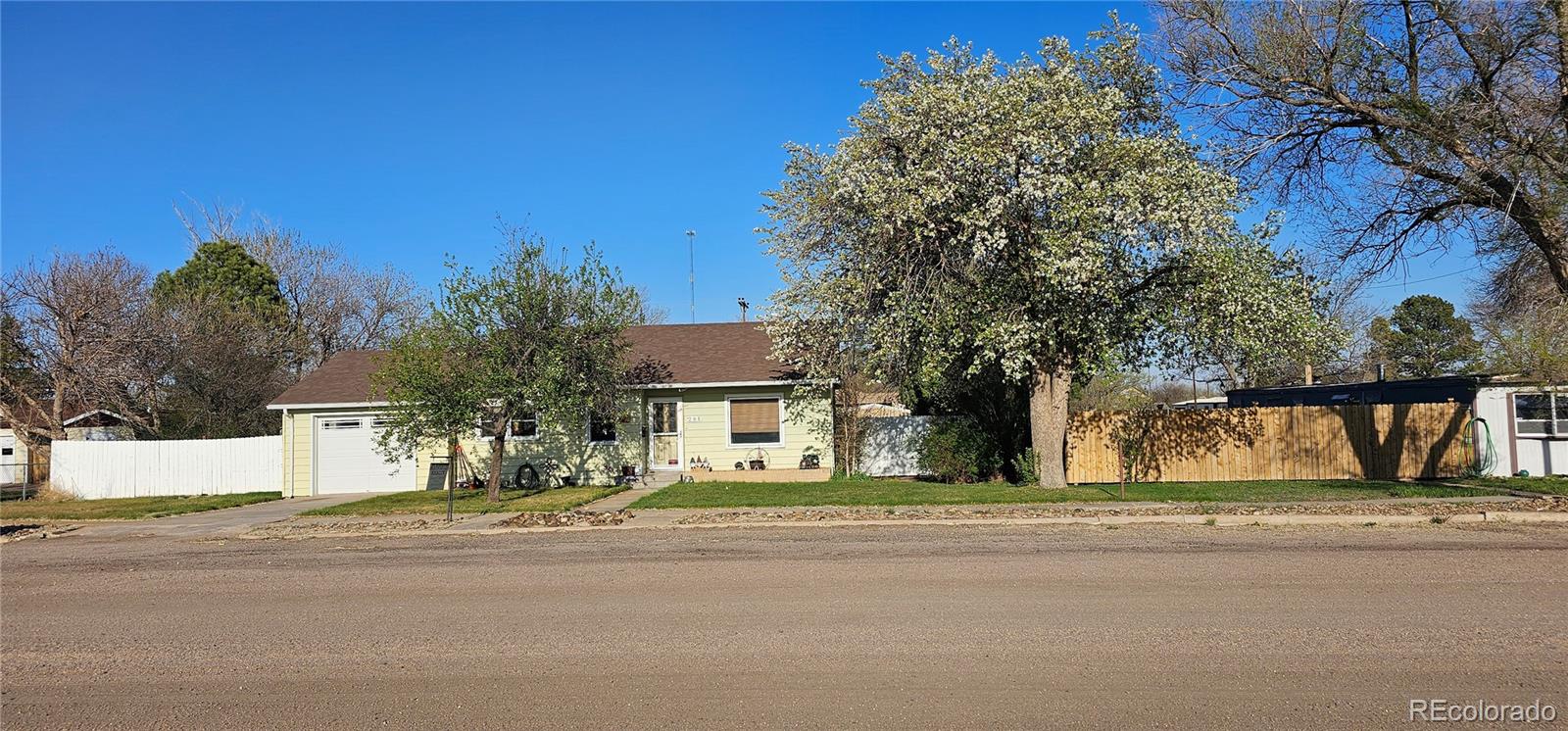 208 Colorado Ave, Seibert, CO 80834