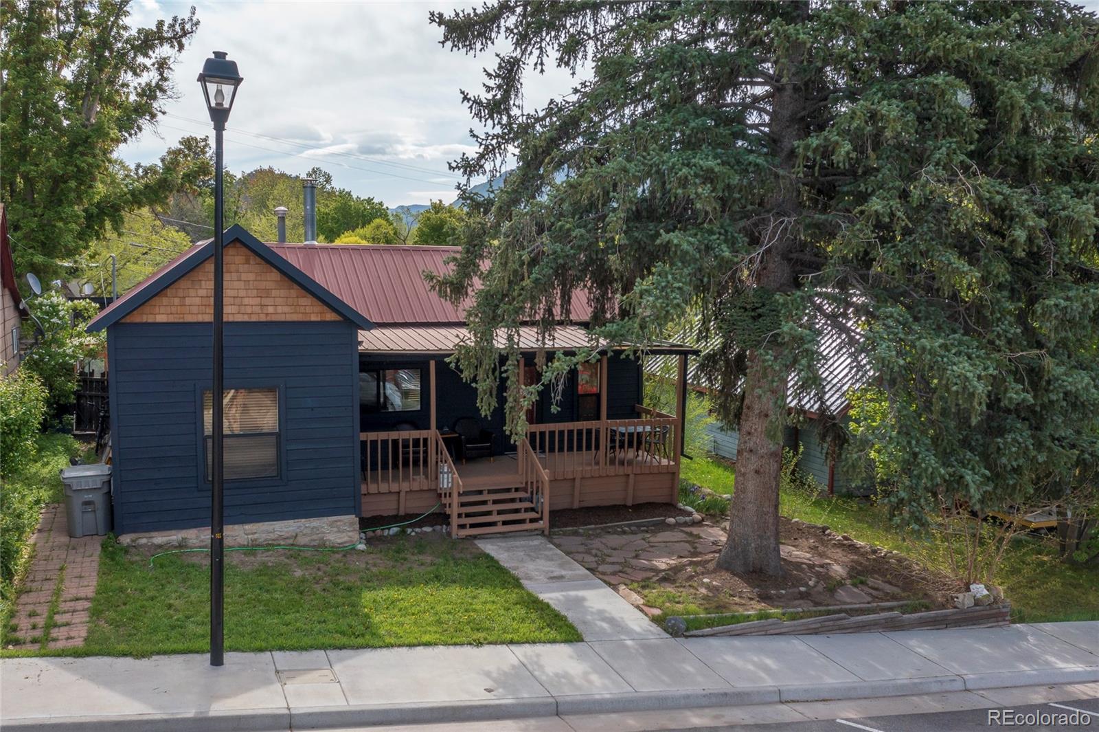 136 N 5th St, New Castle, CO 81647