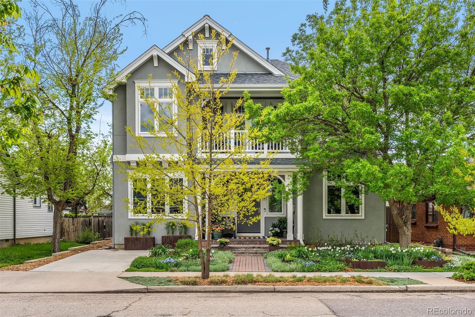 5712 Yarrow St, Arvada, CO 80002