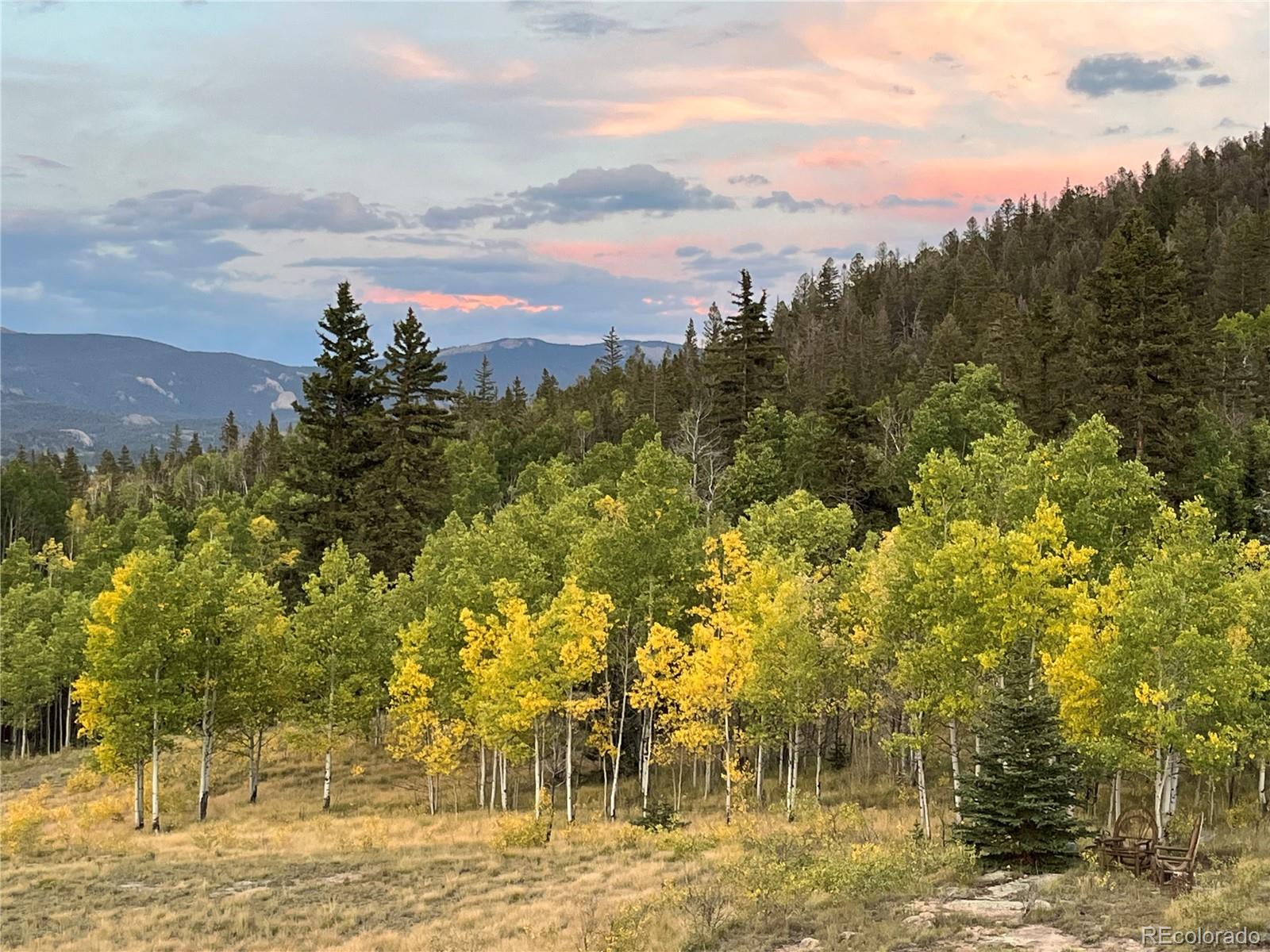137 Outlaw Ct, Jefferson, CO 80456