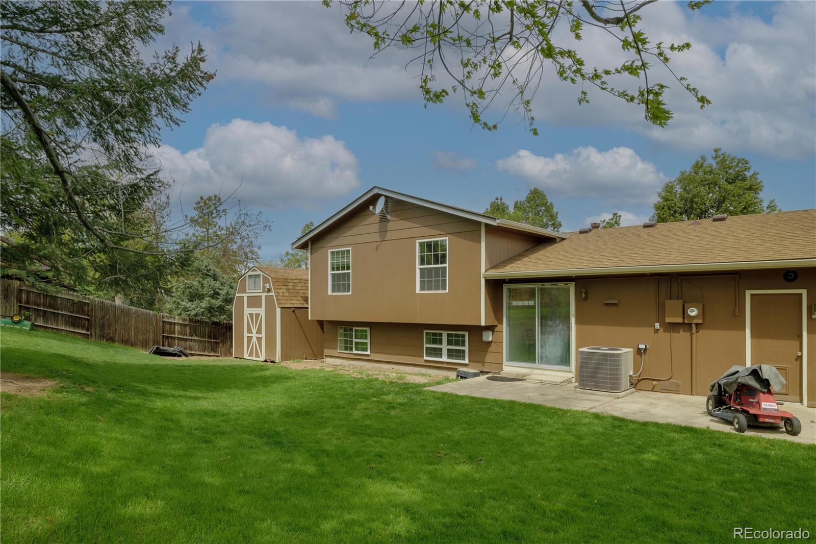 3733 S Lewis Ct, Denver, CO 80235