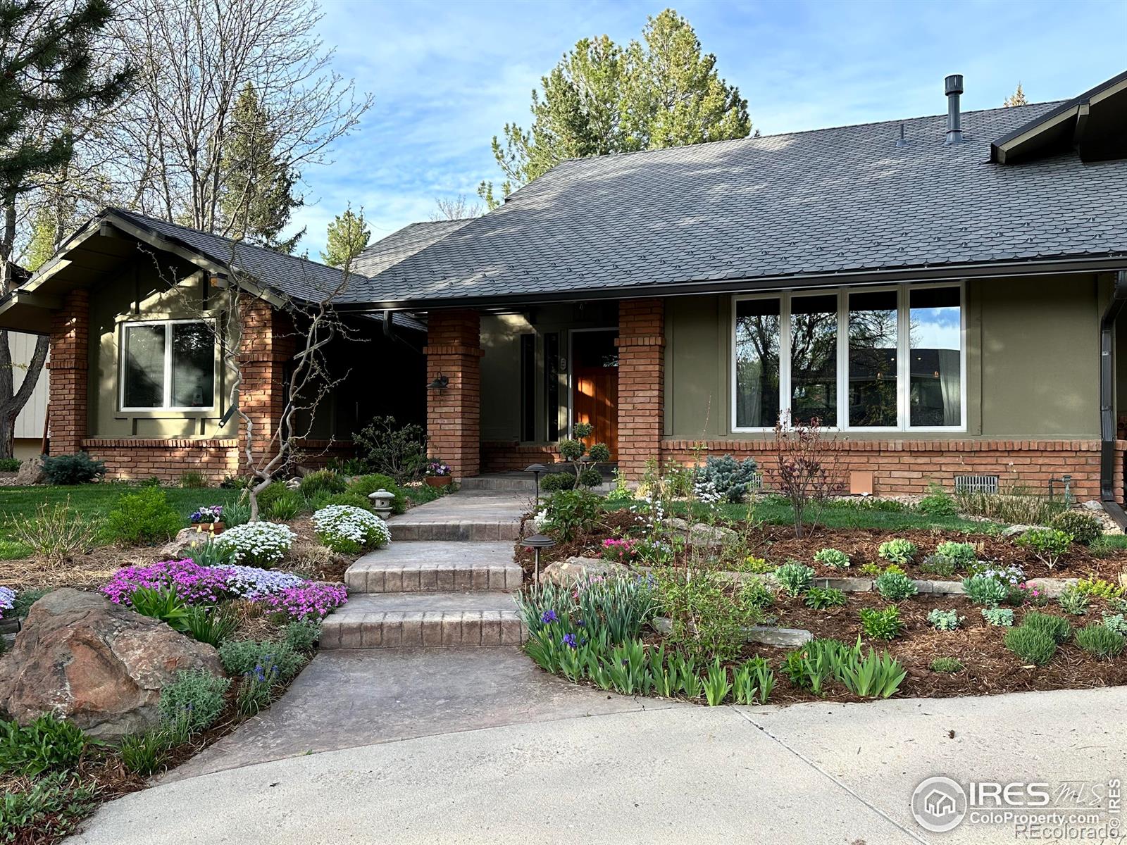 7326 Island Cir, Boulder, CO 80301
