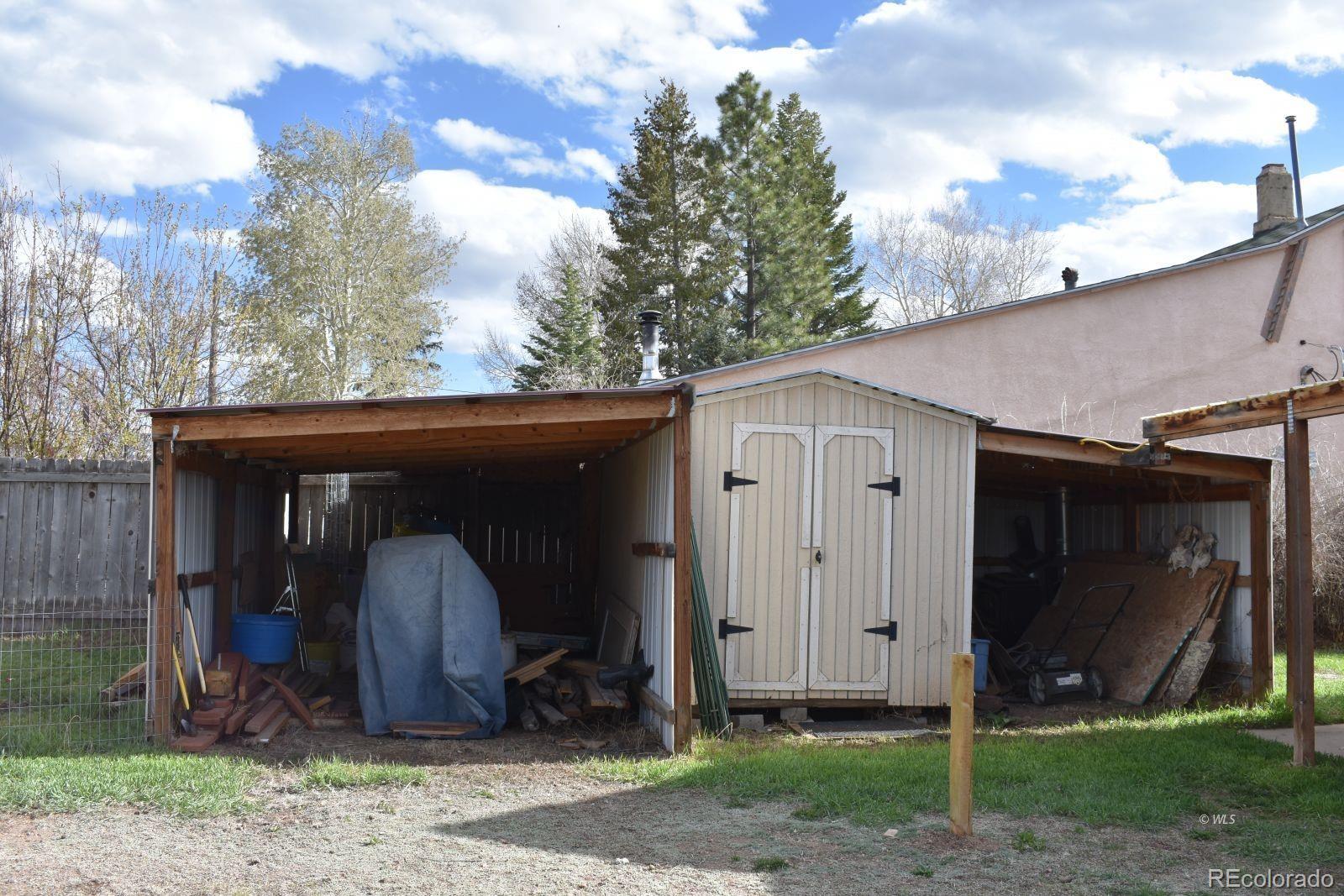 953 French St, Silver Cliff, CO 81252