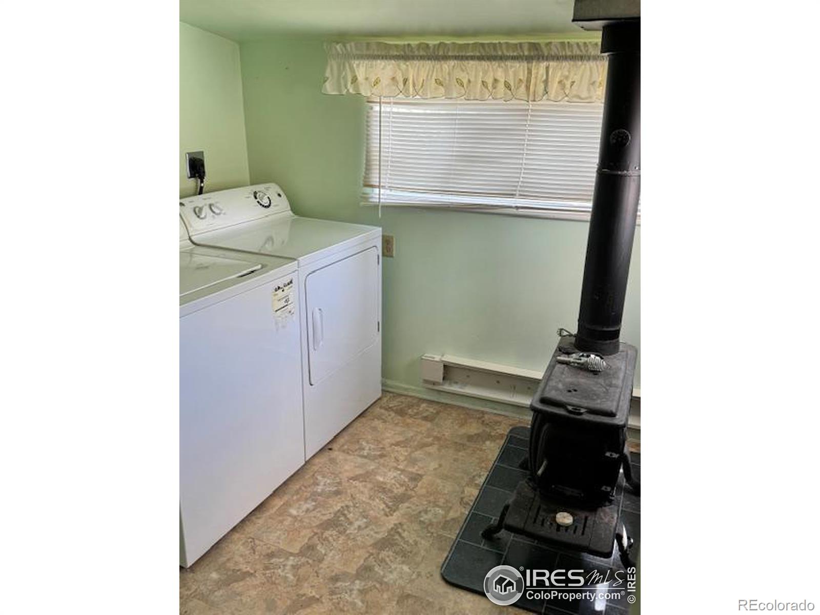 309 N Washington Ave, Fleming, CO 80728