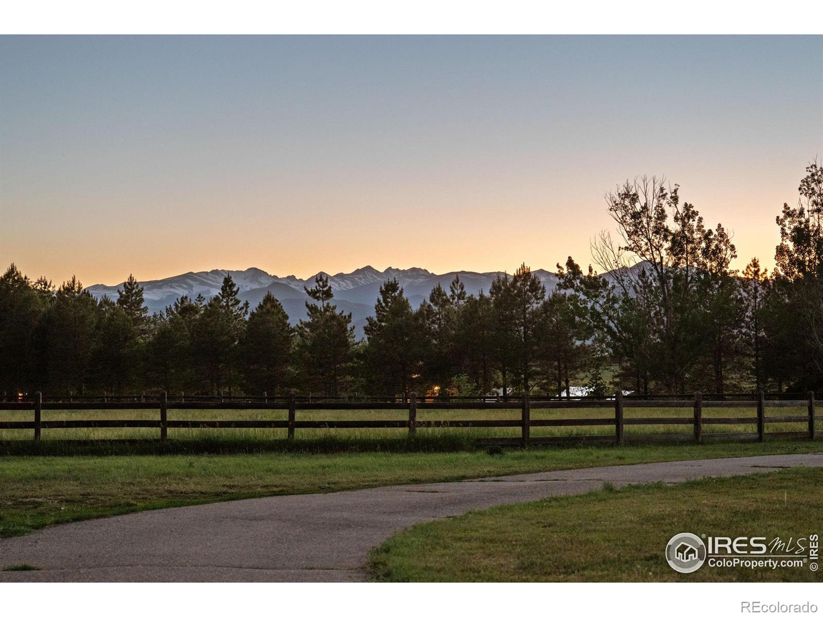 2300 Willow Creek Dr, Boulder, CO 80301