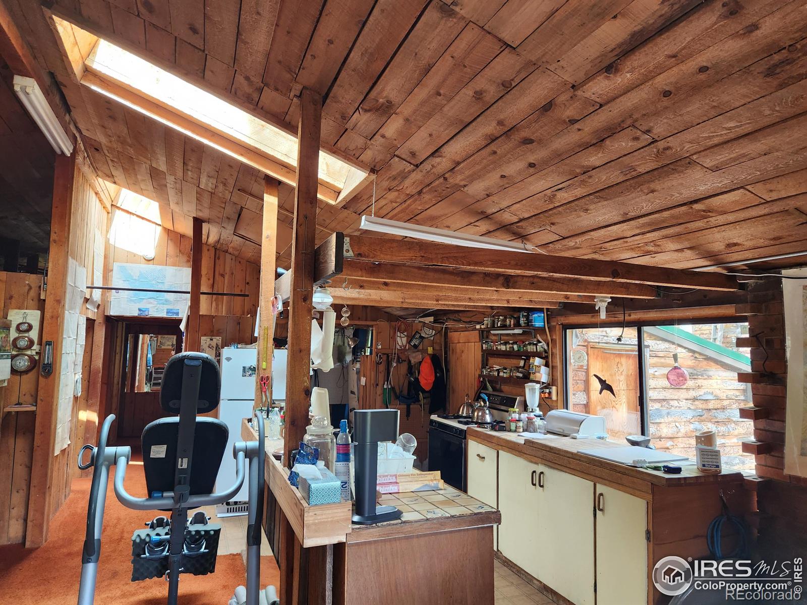 1257 Mount Ethel Rd, Bellvue, CO 80512
