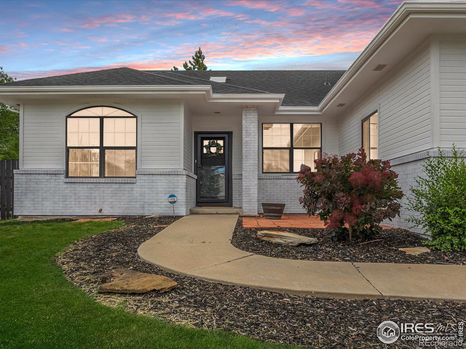 48 Oak Ct, Parachute, CO 81635