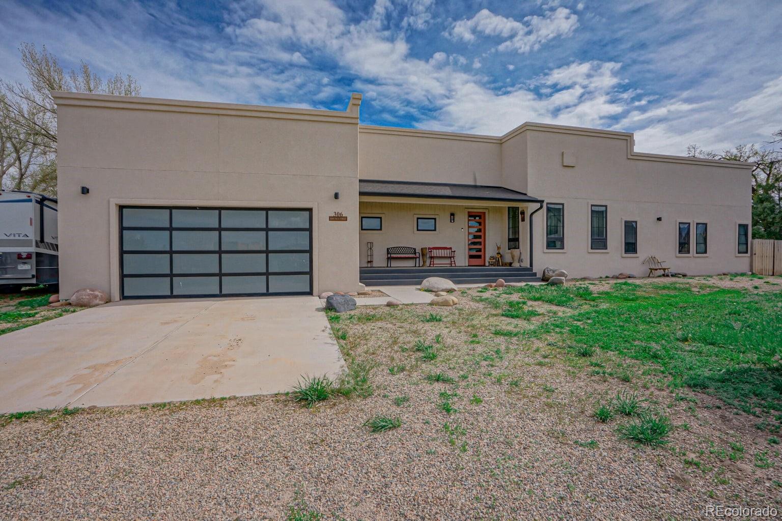 306 E Field Ave, La Veta, CO 81055