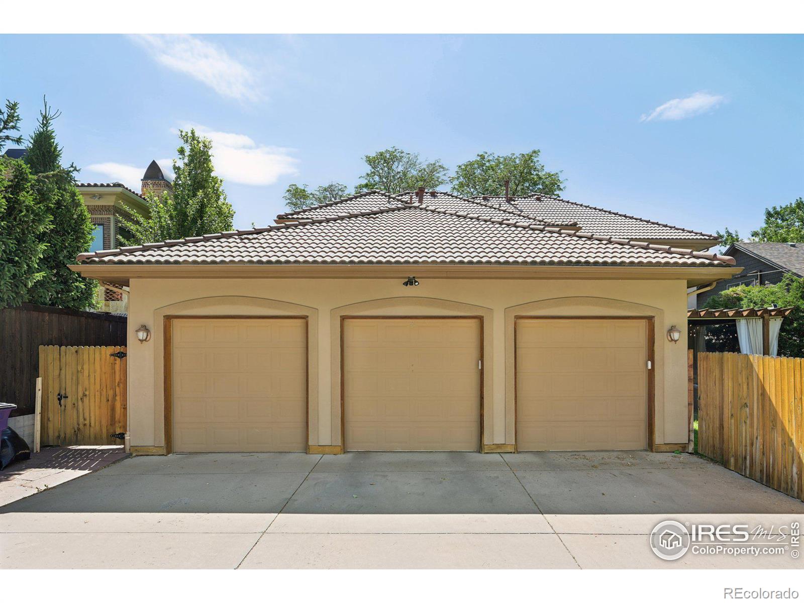 3240 S Clermont St S, Denver, CO 80222
