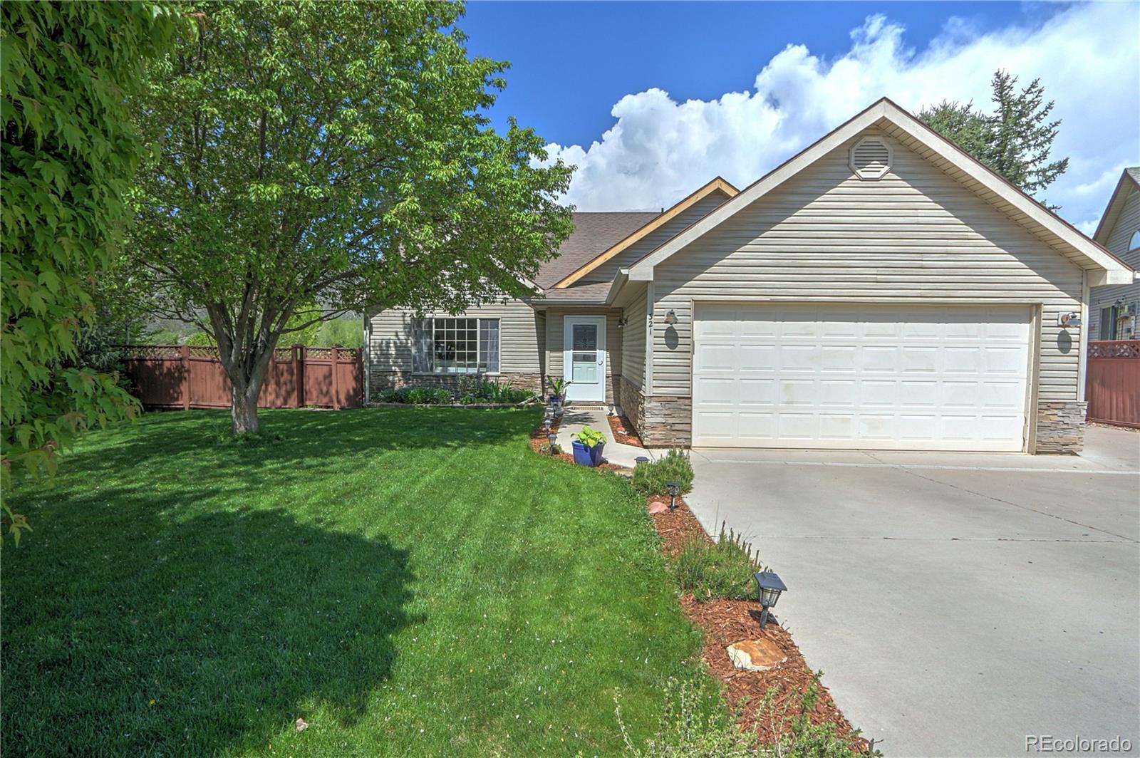 321 Mesquite Ct, New Castle, CO 81647