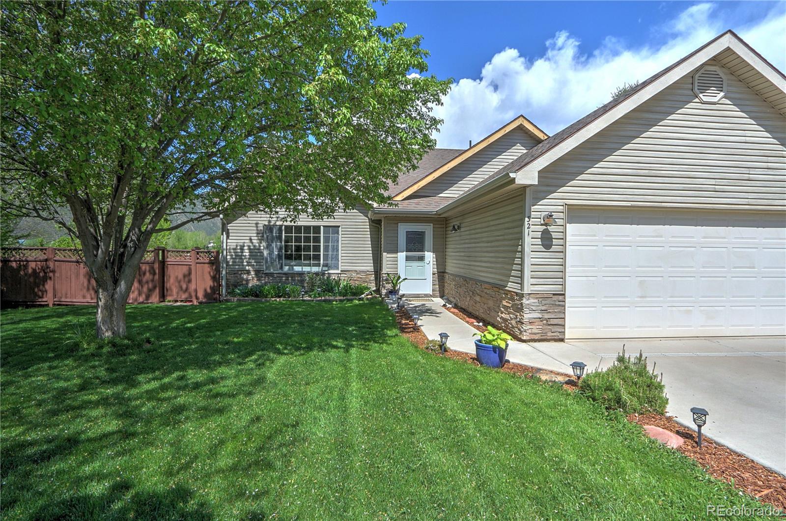 321 Mesquite Ct, New Castle, CO 81647