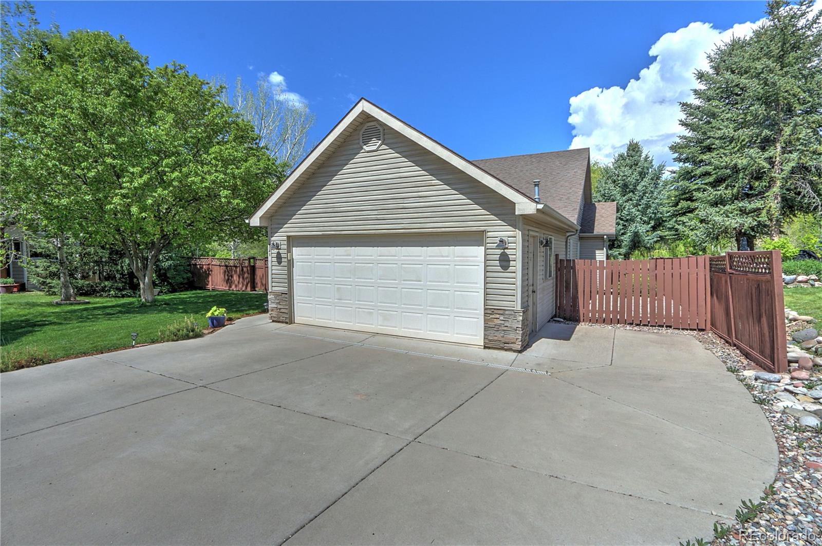 321 Mesquite Ct, New Castle, CO 81647