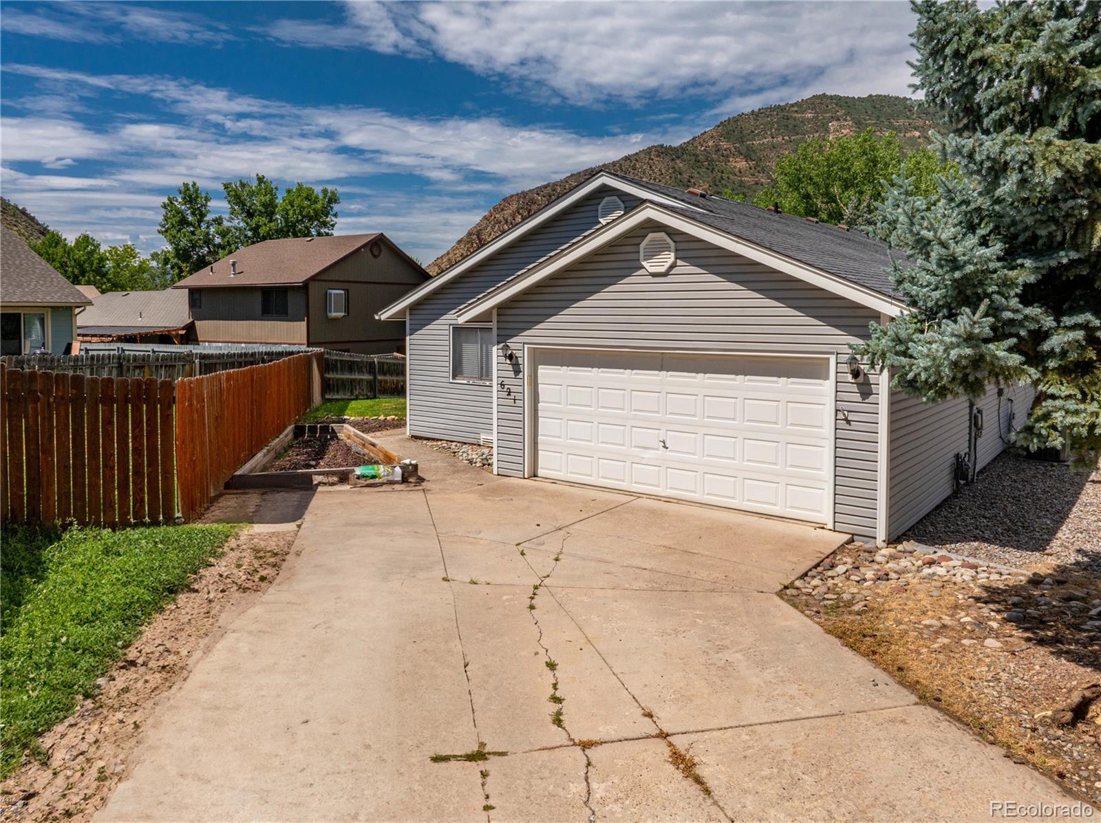 621 Night Shade, New Castle, CO 81647