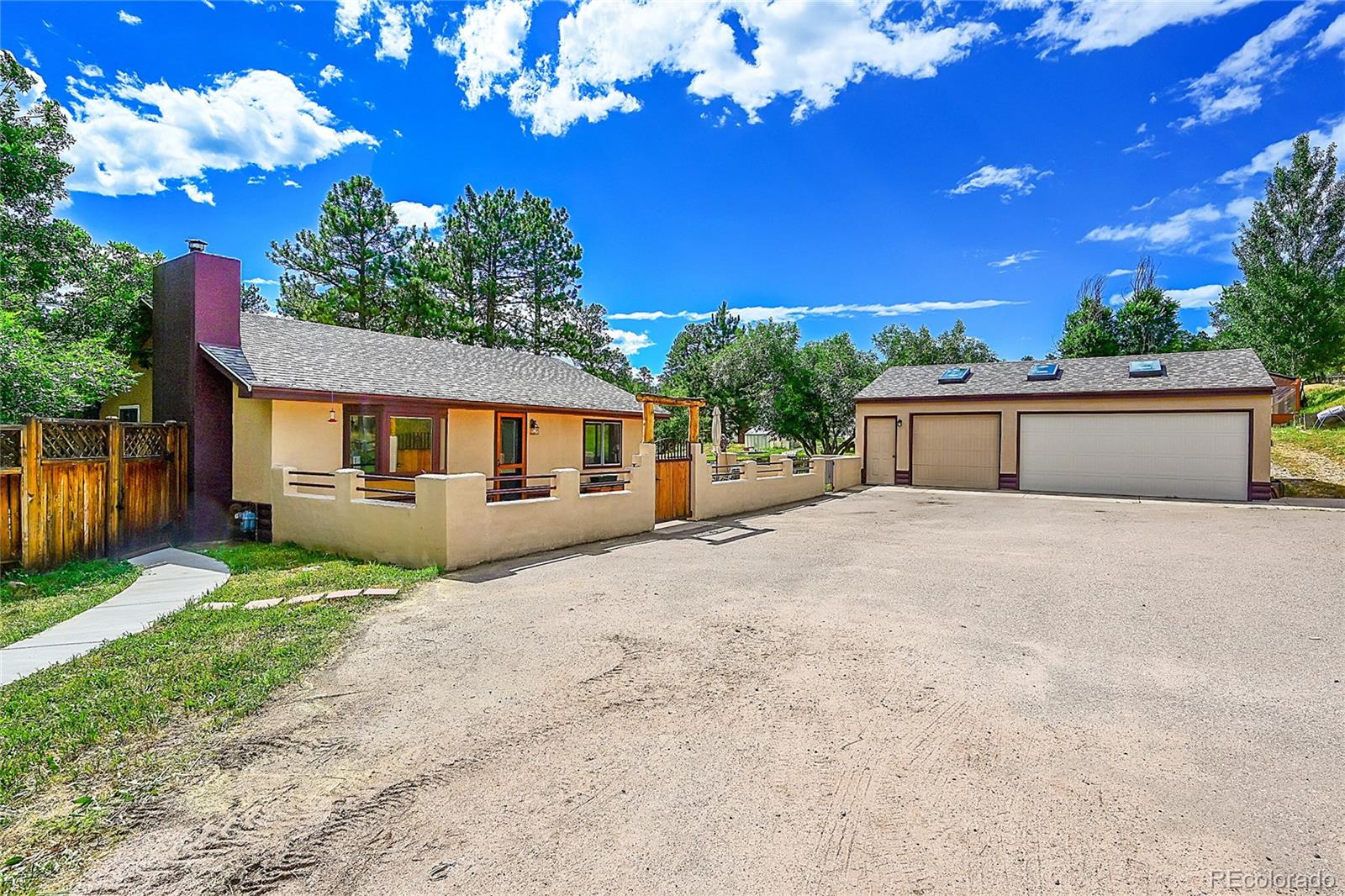 4377 Comanche Rd, Indian Hills, CO 80454